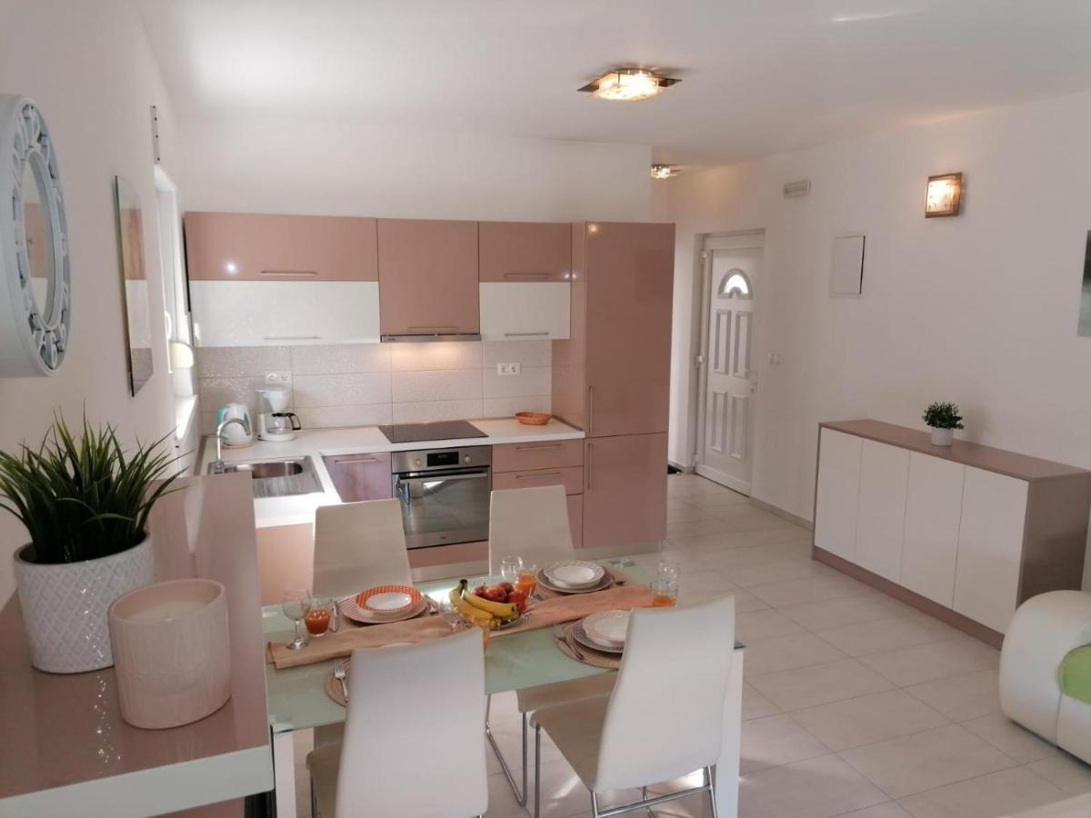 Mali San Apartma